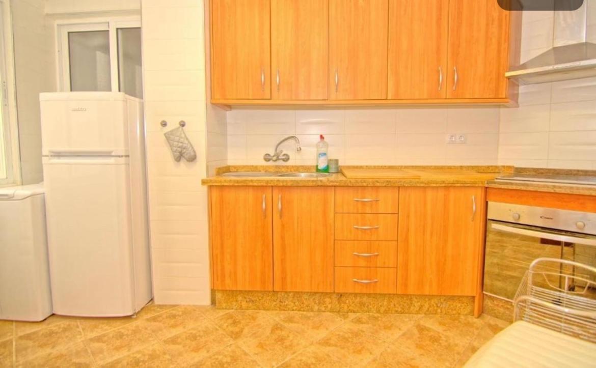 Low Cost Room Malaga Bagian luar foto
