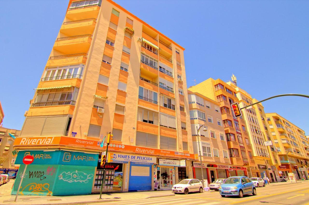 Low Cost Room Malaga Bagian luar foto